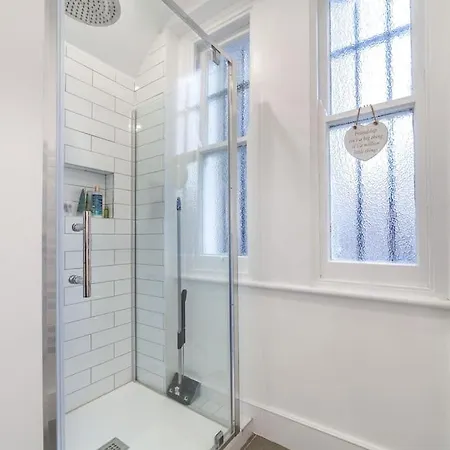 Modern & Trendy 1-Bed In Earl'S Court! Apartment London Exterior photo